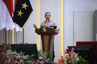https://gardatipikornews.com.adhyaksanews.com/sinergitas-tni-polri-wilayah-hukum-polsek-tamansari-giat-cooling-sistem-hadiri-giat-isra-miraj-kecamatan-tamansari-sekaligus-antisipasi-gangguan-kamtibmas