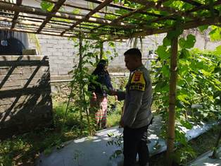 https://gardatipikornews.com.adhyaksanews.com/tim-terpadu-plaj-gelar-penertiban-bersama-atasi-macet-larang-naik-turun-penumpang-di-loket-bus