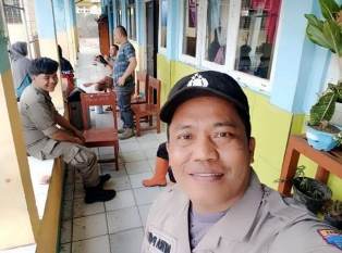 https://gardatipikornews.com.adhyaksanews.com/polsek-sagaranten-polres-sukabumi-dampingi-keluarga-korban-kecelakaan-gerbang-tol-ciawi