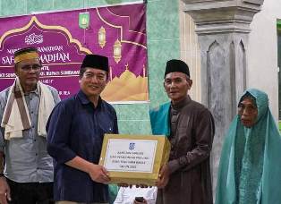 https://gardatipikornews.com.adhyaksanews.com/gubernur-ntb-miq-iqbal-berdialog-dengan-para-kepala-sekolah-di-smk-1-lunyuk
