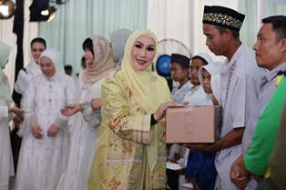 https://gardatipikornews.com.adhyaksanews.com/umkm-ikm-berpartisipasi-dalam-gebyar-ramadhan-1446-h-kecamatan-ciseeng-kabupaten-bogor-bersama-ketua-denny-candrika