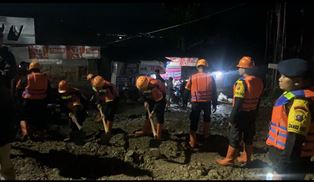 https://gardatipikornews.com.adhyaksanews.com/ormas-ppbni-satria-banten-dpac-ciseeng-gelar-bagi-bagi-5000-paket-takjil-di-perempatan-ciseng-dihadiri-pengurus-dpp-berlangsung-kondusif