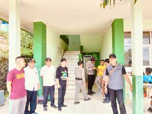 https://gardatipikornews.com.adhyaksanews.com/kapolda-sulteng-gubernur-dan-komisioner-kpu-ri-tinjau-langsung-psu-di-parigi-moutong