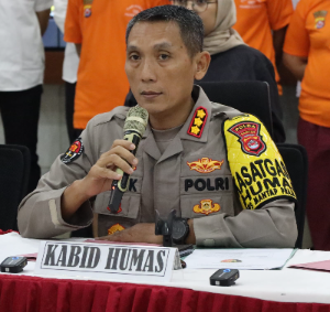 https://gardatipikornews.com.adhyaksanews.com/mengulas-surat-edaran-kemenag-kabupaten-sukabumi-mengenai-aturan-perpisahan-di-tingkat-mdt-ini-tanggapan-dari-wilayah-kemenag