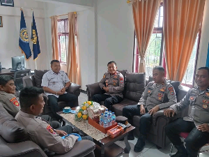 https://gardatipikornews.com.adhyaksanews.com/dpd-maung-kalbar-bravo-kejati-kalbar-usut-tuntas-korupsi-proyek-bandara-ketapang