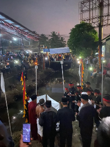 https://gardatipikornews.com.adhyaksanews.com/usai-pawai-obor-sambut-malam-tahun-baru-islam-panggung-utama-kabogor-fest-2025-gelar-dangdutan-pengunjung-asik-berjoget