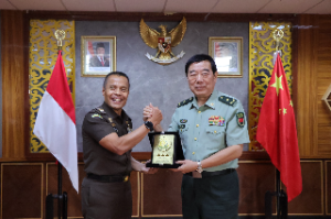https://gardatipikornews.com.adhyaksanews.com/pemdes-cogreg-adakan-pawai-obor-meriahkan-istighosah-dan-tabligh-akbar-di-kec-parung-dengan-berjalan-sejauh-3-km