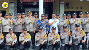 https://gardatipikornews.com.adhyaksanews.com/hut-bhayangkara-ke79-komisioner-kompolnas-percaya-komitmen-polri-beri-pelayanan-terbaiknya