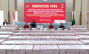 https://gardatipikornews.com.adhyaksanews.com/kapolsek-dramaga-masih-merayakan-hari-hut-bhayangkara-yang-ke-79-tahun-2025-kegiatan-bakti-sosial-kepada-perwakilan-rekan-wartawan-wilayah-kecamatan-dramaga