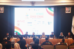 https://gardatipikornews.com.adhyaksanews.com/ditbinmas-polda-ntb-sosialisasi-kamtibmas-di-lingkungan-ponpes-upaya-menjaga-harkamtibmasa