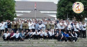 https://gardatipikornews.com.adhyaksanews.com/awdi-berkomitmen-bela-wartawan-insan-jurnalis-terintimidasi-kriminalisasi-dan-silang-sengketa-pers-bersama-praktisi-hukum-tegakan-keadilan