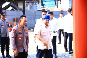 https://gardatipikornews.com.adhyaksanews.com/kedepankan-sisi-humanis-polda-kalteng-sukses-kawal-aksi-unras-di-kantor-dprd-dengan-aman-dan-tertib