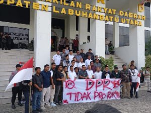 https://gardatipikornews.com.adhyaksanews.com/kades-kuripan-kec-ciseeng-gercep-cari-bocah-warga-desa-kec-ciseeng-tenggelam-di-sungai-cisadane
