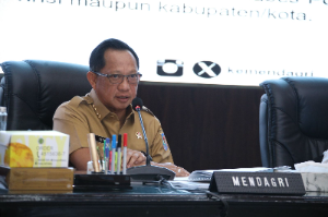 https://gardatipikornews.com.adhyaksanews.com/perang-lawan-korupsi-dua-menteri-malah-main-domino-dengan-mafia-kayu