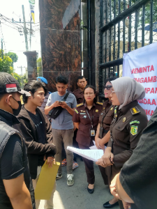 https://gardatipikornews.com.adhyaksanews.com/personel-dit-polairud-amankan-lokasi-wisata-pantai-cemare-lombok-barat