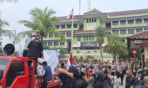https://gardatipikornews.com.adhyaksanews.com/bandar-narkoba-menjerit-ditresnarkoba-poldasu-kepung-jalur-darat-laut-dan-udara