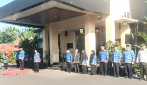 https://gardatipikornews.com.adhyaksanews.com/anak-masih-kecil-kecil-ditinggal-suami-diduga-menikah-lagi-dengan-gadis-dibawah-umur-istri-laporkan-suaminya-ke-polres-bogor