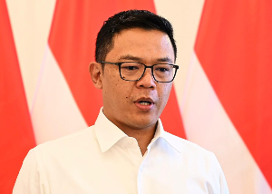 https://gardatipikornews.com.adhyaksanews.com/presiden-prabowo-resmikan-pabrik-petrokimia-terbesar-asia-tenggara-tegaskan-pentingnya-kepercayaan-investor