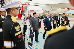 https://gardatipikornews.com.adhyaksanews.com/ditugaskan-presiden-prabowo-ke-afrika-satgas-tni-bangun-generasi-sehat-di-kongo