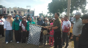 https://gardatipikornews.com.adhyaksanews.com/ditengah-kondisi-hujan-gerimis-bupati-john-kenedy-azis-meninjau-pelaksanan-proyek-jalan-rabat-beton-pasar-lubuk-alung