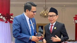 https://gardatipikornews.com.adhyaksanews.com/refleksi-setahun-kepemimpinan-bupati-anwar-sadat-tegaskan-komitmen-pelayanan-dan-program-prorakyat