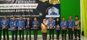 https://gardatipikornews.com.adhyaksanews.com/dana-hibah-mui-sukabumi-rp-5-miliar-di-anggaran-tahun-2025-publik-tunggu-transparansi-laporan