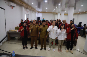 https://gardatipikornews.com.adhyaksanews.com/stargate-group-hadirkan-program-sinar-30-lampu-jalan-tenaga-surya-terangi-8-desa-di-langgikima