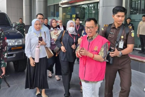 https://gardatipikornews.com.adhyaksanews.com/lkc-dompet-dhuafa-gelar-penyaluran-paket-nutrisi-untuk-lansia-bersama-kepala-desa-rahmat-bukhari-musliin-di-saung-abah-rbm