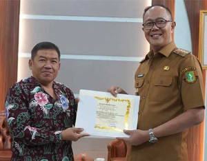 https://gardatipikornews.com.adhyaksanews.com/dugaan-ketidak-sesuaian-ipal-tambak-udang-di-badak-dan-kuripan-limau-jadi-sorotan-hingga-menimbulkan-bau-busuk
