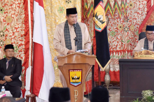 https://gardatipikornews.com.adhyaksanews.com/ketua-umum-kjni-keselamatan-rakyat-tak-boleh-dikorbankan-copot-kepala-dlhk-jika-tak-mampu-menjalankan-amanah