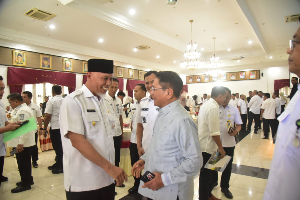 https://gardatipikornews.com.adhyaksanews.com/safari-jurnalistik-pwi-menuai-kecaman-dari-berbagai-jurnalis-yang-ada-di-kabupaten-bogor-dinilai-ciderai-kemerdekaan-pers
