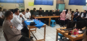 https://gardatipikornews.com.adhyaksanews.com/diduga-oknum-guru-sdn-wilayah-desa-cimande-diduga-jadi-calo-ppdb-smpn