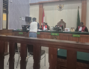 Kurator Hotel Sing Ken-Ken Di Gugat Fee, Sidang Pertama
