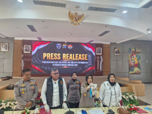 https://gardatipikornews.com.adhyaksanews.com/polda-sumbar-komitmen-menindak-tegas-aktivitas-peti-yang-merusak-lingkungan