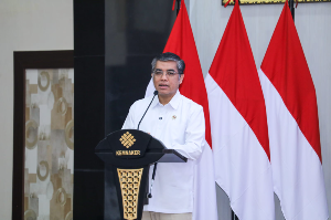 https://gardatipikornews.com.adhyaksanews.com/wamenaker-penggunaan-tka-harus-berdampak-pada-peningkatan-sdm-lokal