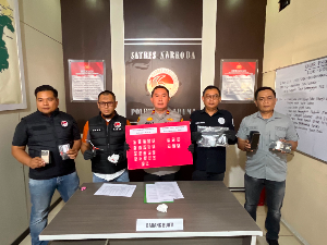 https://gardatipikornews.com.adhyaksanews.com/penanganan-longsor-di-padang-pariaman-dipercepat-jalan-darurat-jadi-prioritas