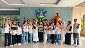 https://gardatipikornews.com.adhyaksanews.com/kapolsek-talang-padang-hadiri-peresmian-jembatan-garuda-di-pekon-darussalam