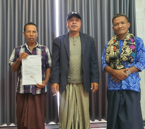 https://gardatipikornews.com.adhyaksanews.com/penutupan-pordes-ke-vi-desa-cibeuteung-muara-oleh-kades-h-asep-suhendar-sekdes-suheri-babinmas-aipda-hary-babinsa-kopda-wahyudin