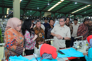 https://gardatipikornews.com.adhyaksanews.com/kemnaker-perkuat-ekosistem-k3-untuk-tingkatkan-pelindungan-pekerja
